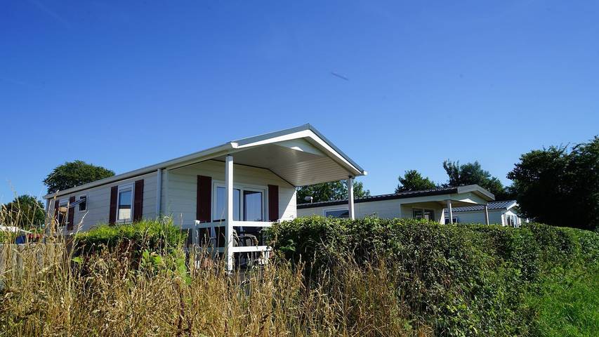 Ferienhaus für 4 Personen, mit Terrasse und Garten