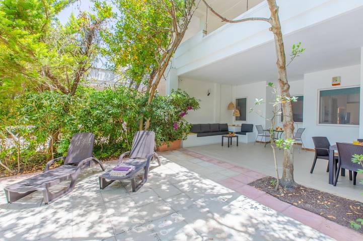 Villa per 6 persone, con giardino in Torre Santa Sabina