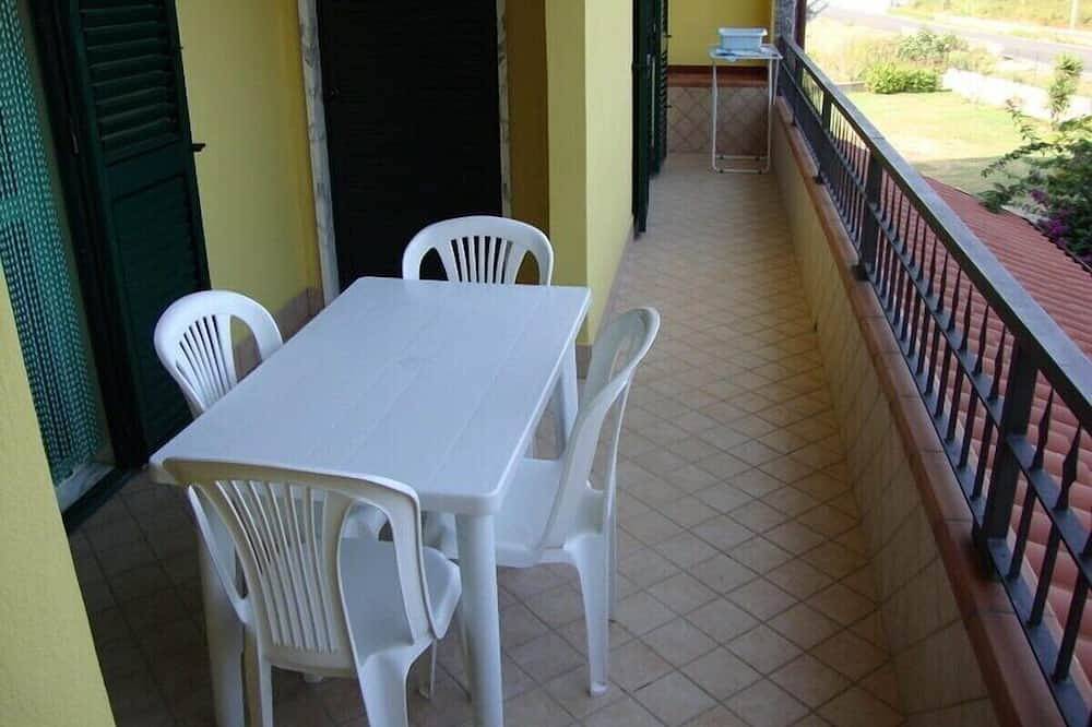 Entire apartment, Island of capo rizzuto beautiful apartment in villa in Capo Rizzuto, Crotone Province