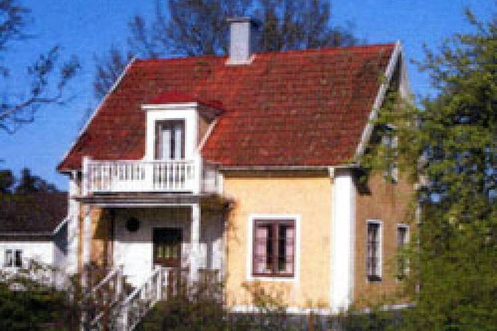 Ferienhaus für 6 Personen, mit Balkon und Garten in Karlsborg