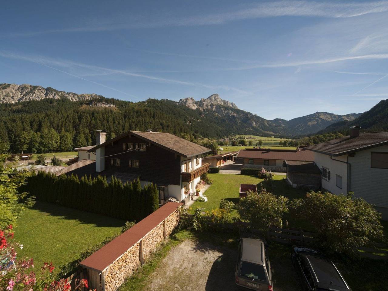 Ganze Ferienwohnung, Gästehaus Schmid - Ferienwohnung 1 in Grän, Allgäuer Alpen (Österreich)