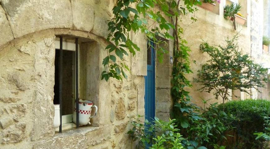 Chambre d’hôte pour 6 personnes, avec Terrasse et Vue à Vallon-Pont-d'Arc