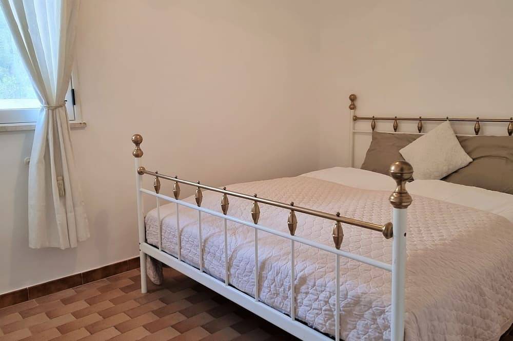 Discover this elegant holiday villa with privat pool, in the heart of Salento in Lido Marini, Golfe de Tarente