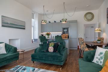 Apartment for 4 People in Torquay, Torbay, Photo 2
