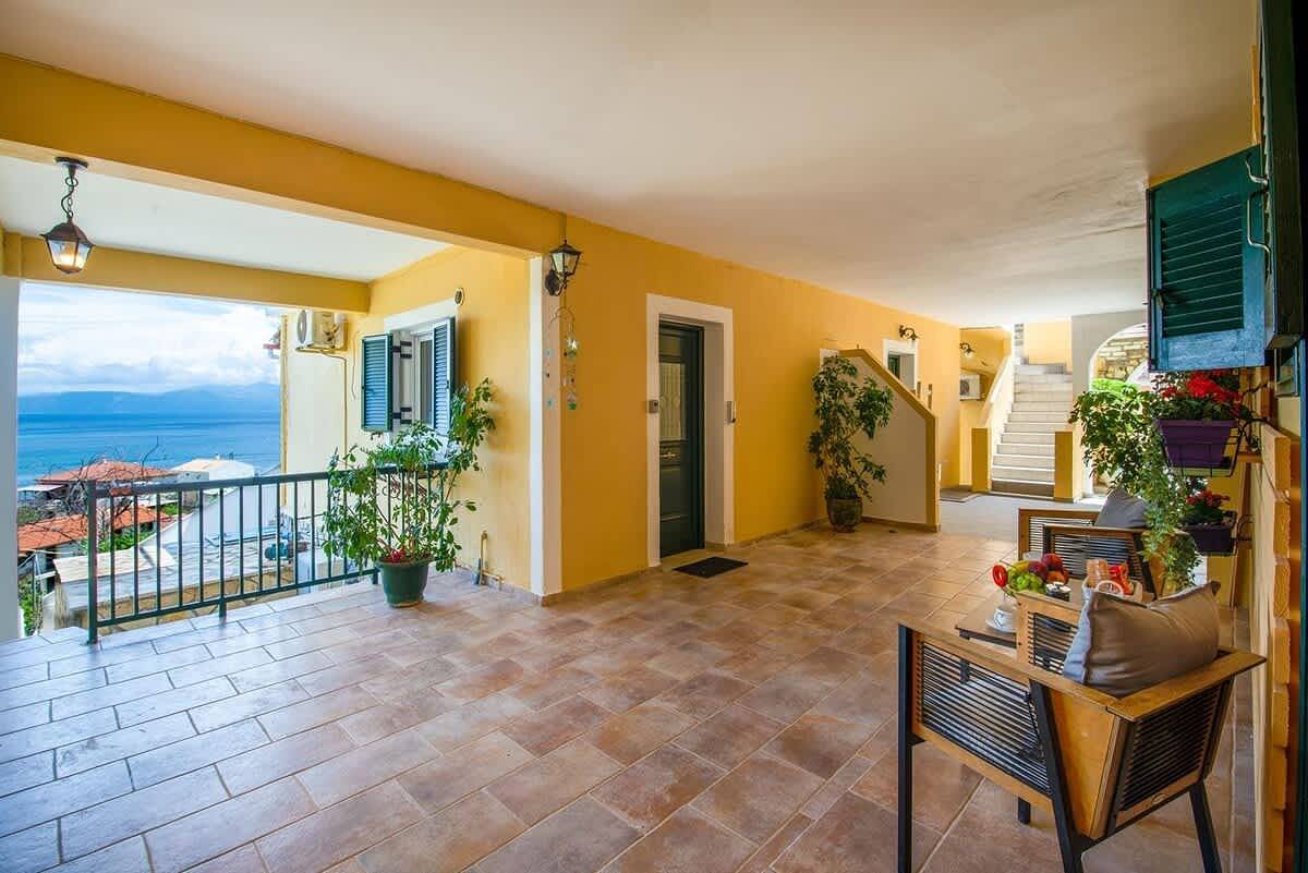 Ganze Wohnung, Fenia's Nest - Charming Sea Escape in Gaios, Paxos in Gaios, Paxos