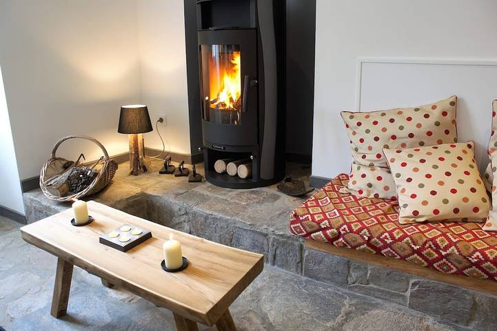 Villa pour 6 personnes, avec jacuzzi ainsi que terrasse et jardin, animaux acceptés dans les Parc national des Cévennes