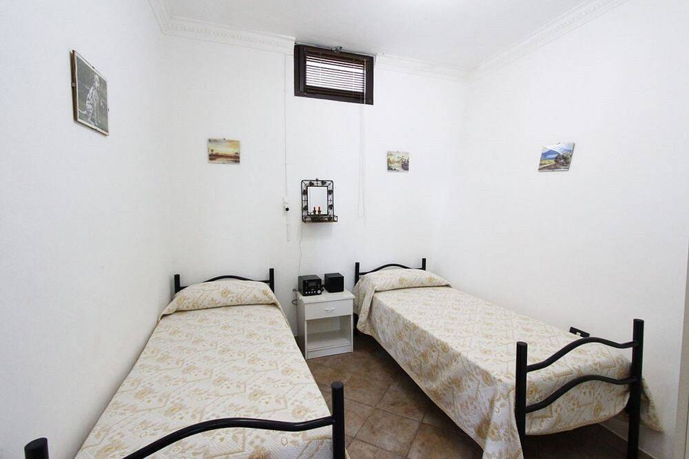 House quiet, sunny with wide views of the sea. in Torre Vado, Gulf of Taranto