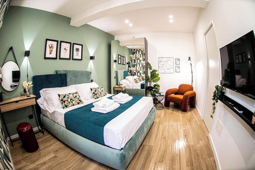 Ganze Wohnung, Residenza dei Papi Luxury city House - in the heart of Castel Gandolfo, Lake Albano in Castel Gandolfo, Parco Regionale dei Castelli Romani