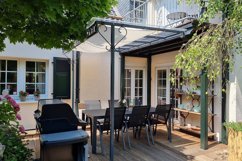 Perle des Aggertals - Ferienhaus mit Gartensauna im Grünen vor den Toren Kölns in Engelskirchen, Oberbergischer Kreis