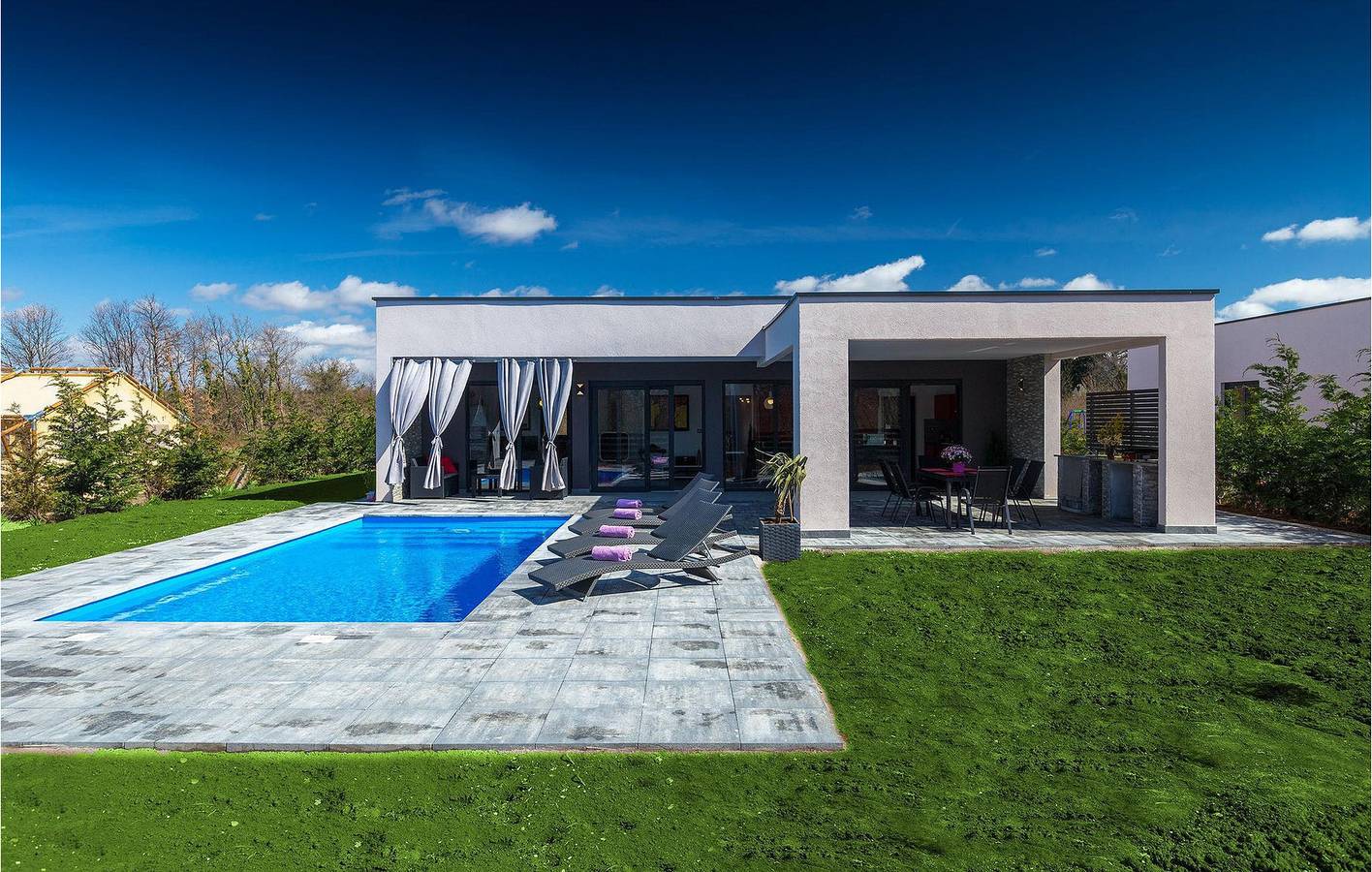Holiday home for 6 people with garden in Paradiž (Svetvinčenat), Butkovići