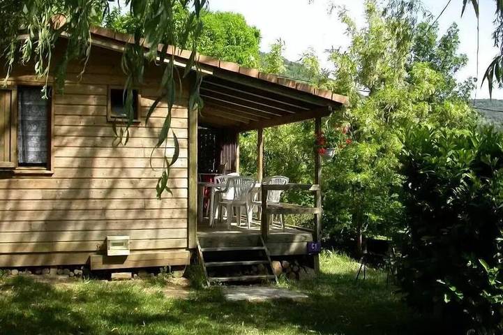 Gîte pour 4 personnes, avec terrasse, animaux acceptés à Darbres - 3