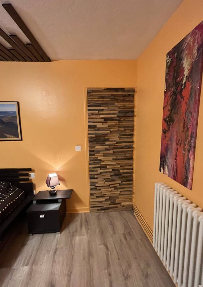 Location de vacances pour 2 personnes, avec terrasse, animaux acceptés dans Parc Naturel Régional Livradois-Forez - 4