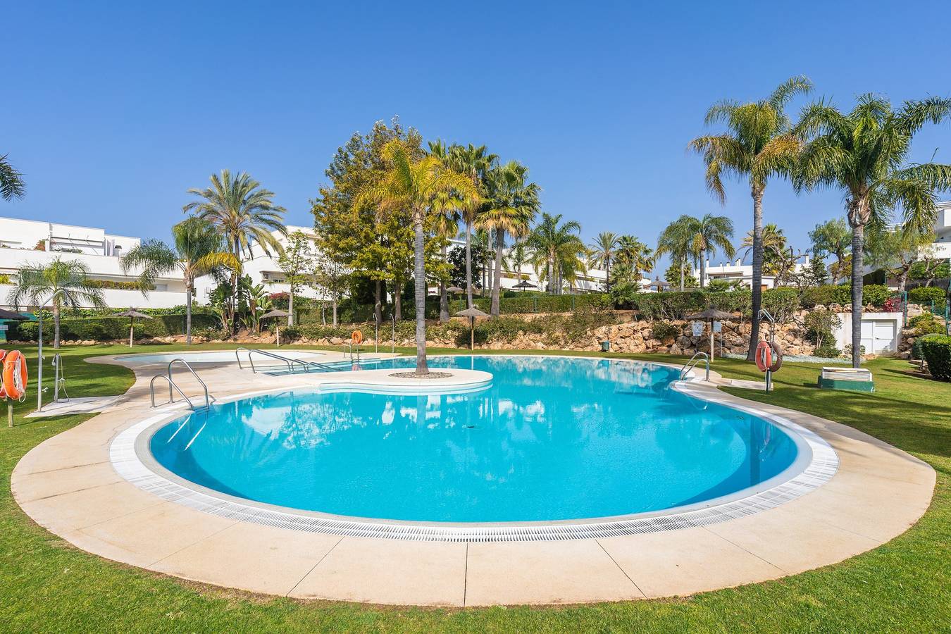 Casa de vacaciones "Ground floor apartment Na" con piscina, jardín y Wi-Fi in Marbella West, Marbella