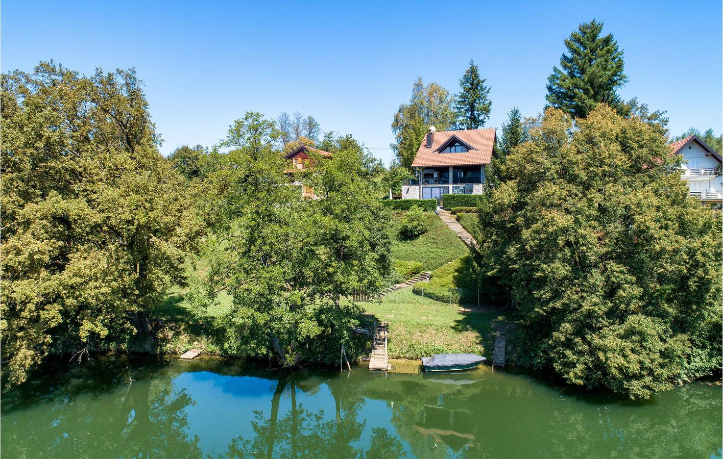 Charmante 2-Zimmer-Wohnung mit Pool und WLAN, 100 m vom Fluss Korana entfernt in Karlovac, Karlovac und Umgebung