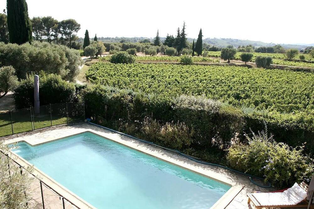 Bastide with swimming pool & vineyards in Le Castellet, Toulon region