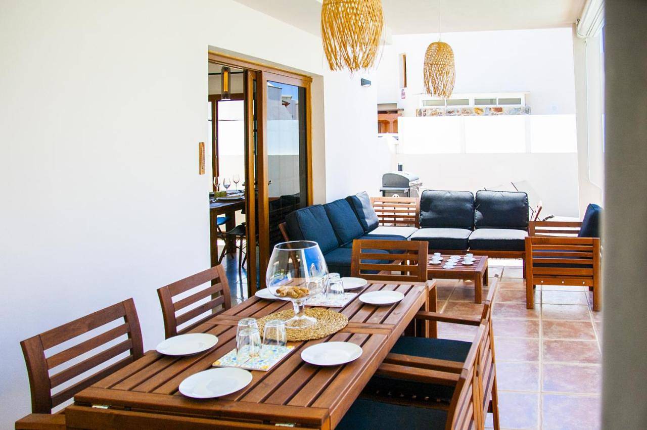 Superior Villa in Costa Teguise, Teguise