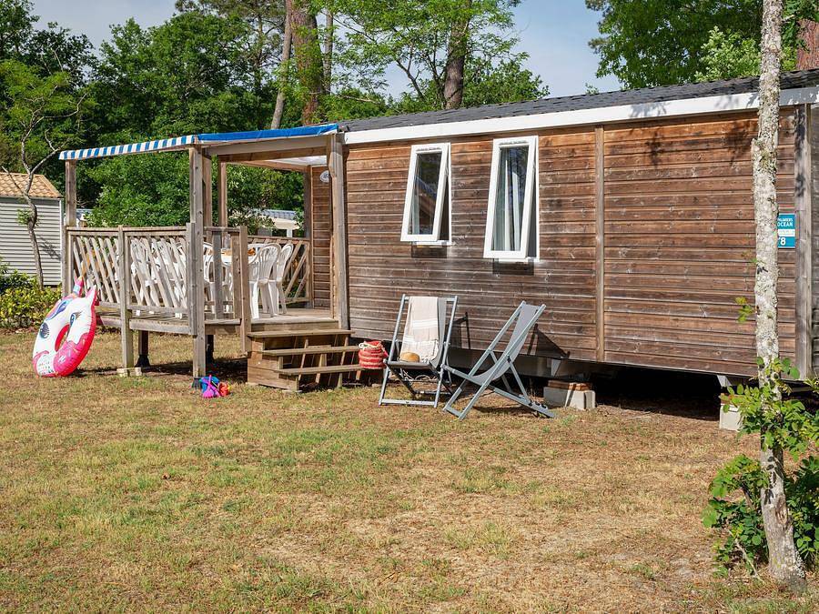 Camping Le Soleil des Landes - Mobilheim 6 personen - Comfort | 3 Zi. | 6 Pers. | Einfache Terrasse | Clim. in Lit-et-Mixe, Côte d’Argent