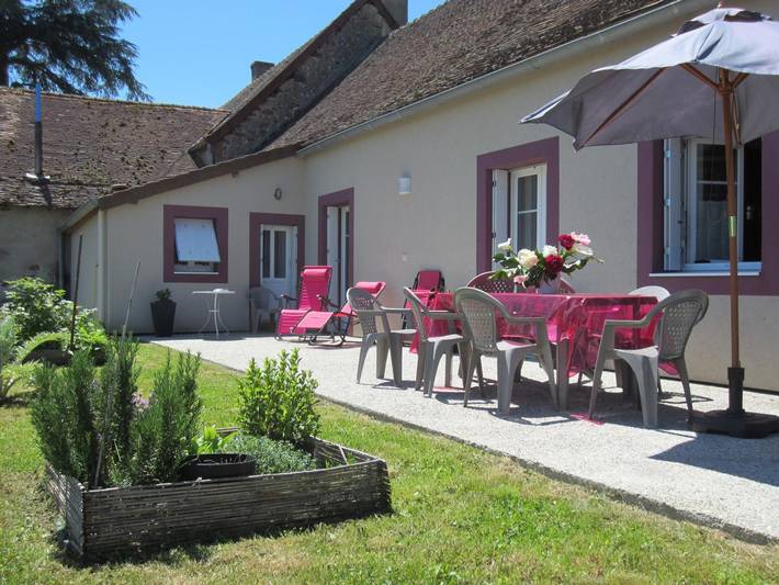 Gîte pour 7 personnes, avec jardin et terrasse dans Allier - 3