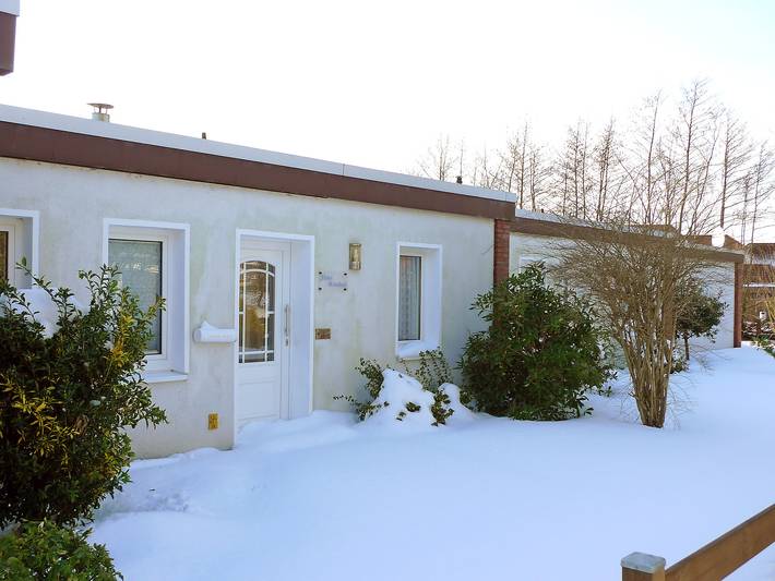 Ferienhaus für 4 Personen, mit Terrasse und Garten in Norddeich