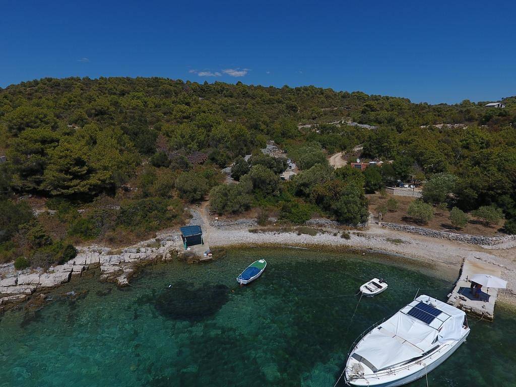 Robinsonhaus in Okrug Gornji mit Meerblick, Terrasse (4452-1) in Konoba Duga beach, Okrug Gornji