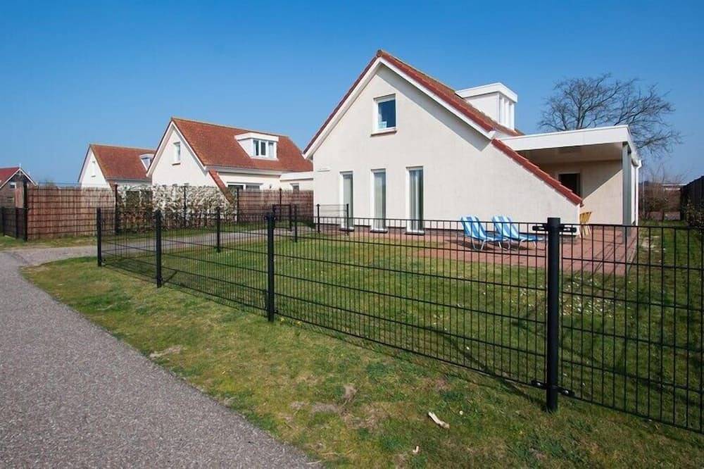 Horizon 84 Grande maison familiale avec jardin près de la plage in Plage de Renesse, Renesse