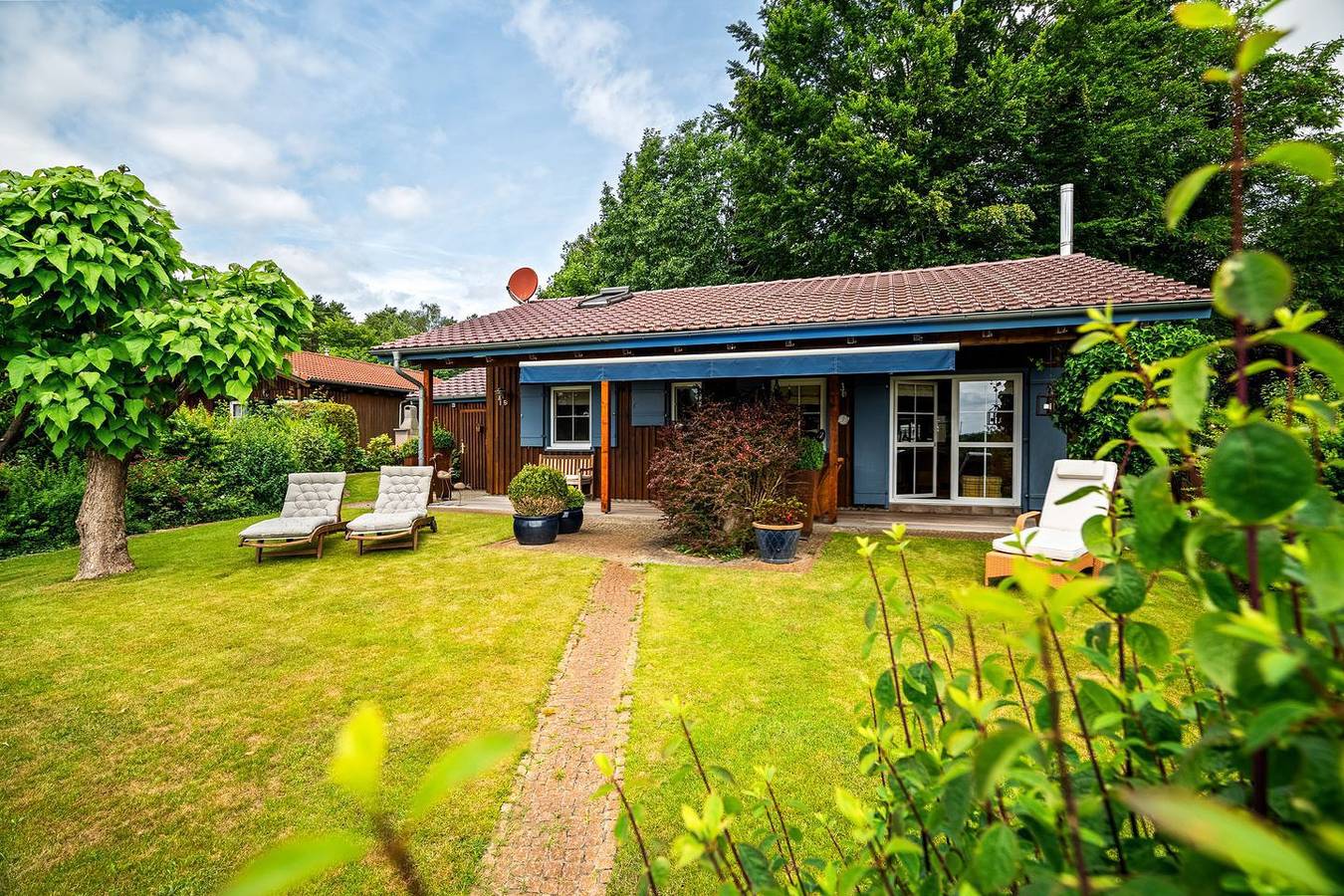 Ferienhaus Kathi am Jabelschen See mit Garten, Terrasse & Kamin in Jabel, Mecklenburgische Seenplatte