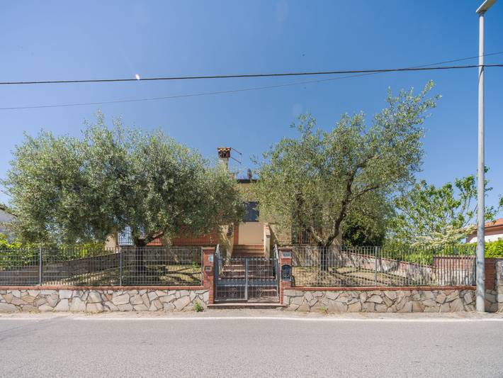 Ferienwohnung für 6 Personen, mit Balkon und Terrasse sowie Garten in Marina di Pietrasanta - 4