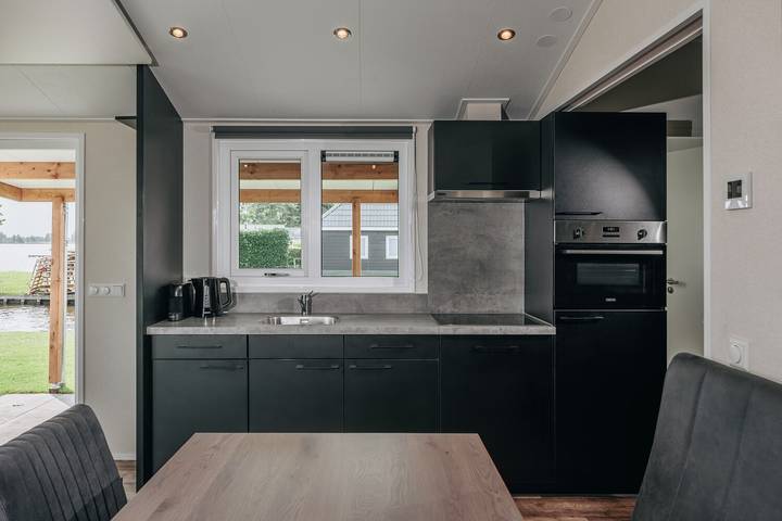 Chalet für 6 Personen, mit Garten und Seeblick in Giethoorn - 3