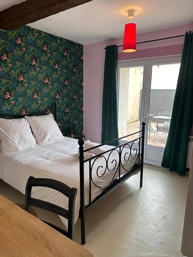 Gîte pour 7 personnes, avec terrasse à Faremoutiers - 4