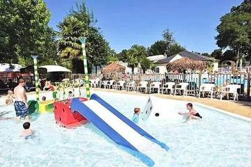 Camping pour 6 Personnes dans Varennes-sur-Loire, Région de Saumur, Photo 1