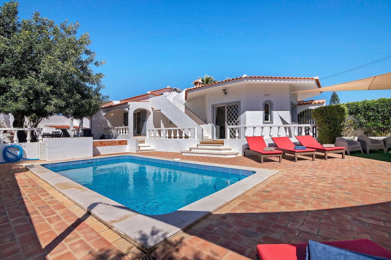 Villa „Casa Katz“ mit privatem Pool, Wlan und Klimaanlage in Quarteira, Faro Distrikt