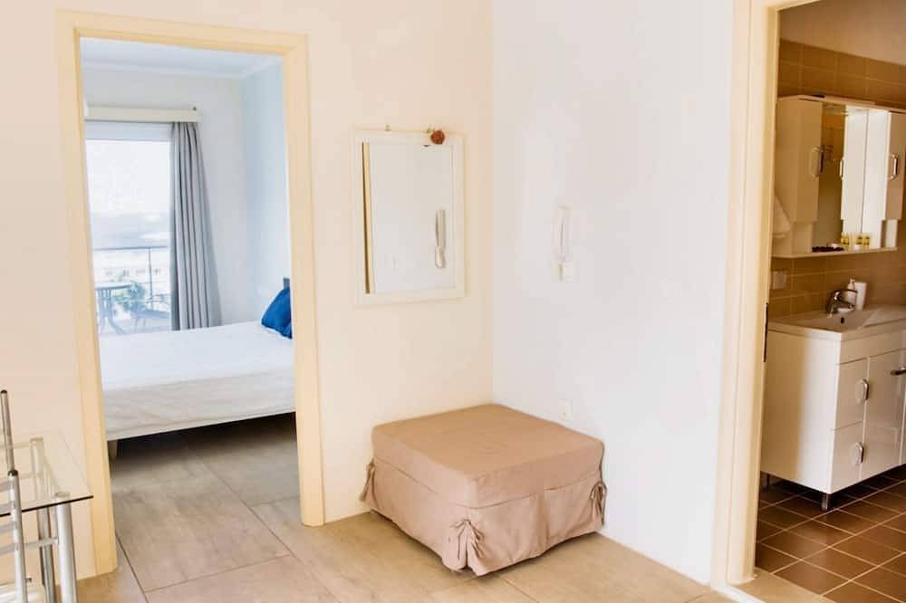 Entire apartment, Homerez - Apartment with Sea and Mountain Views in Karpathos - 45 sqm in Karpathos