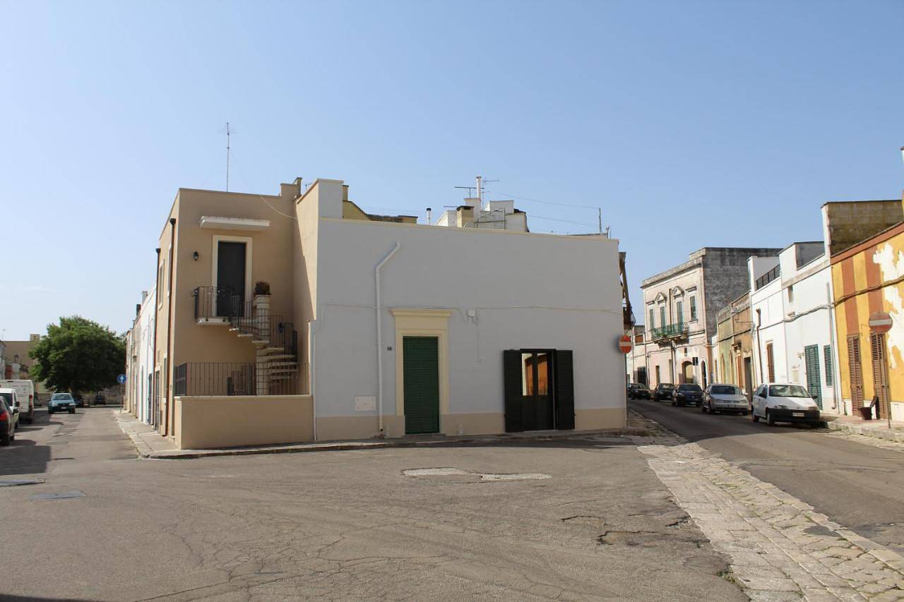 Three-Bedroom House in Campi Salentina, Lecce Provinz