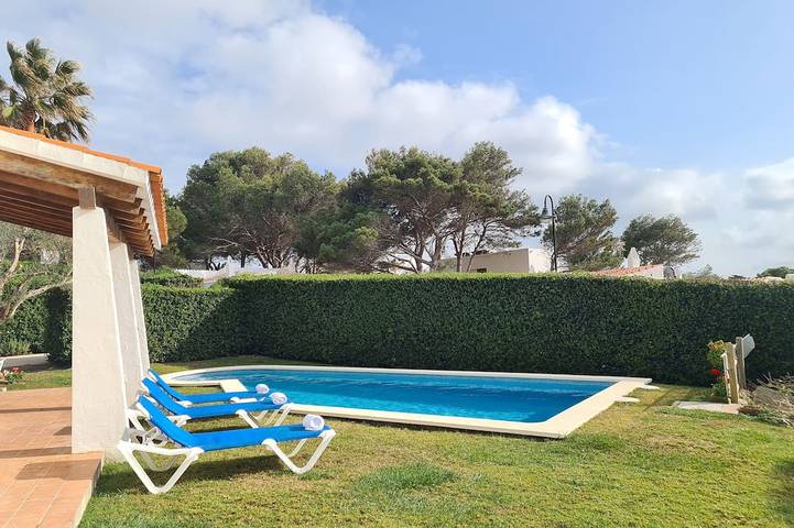 Villa for 6 personer, med hage og balkong - 1