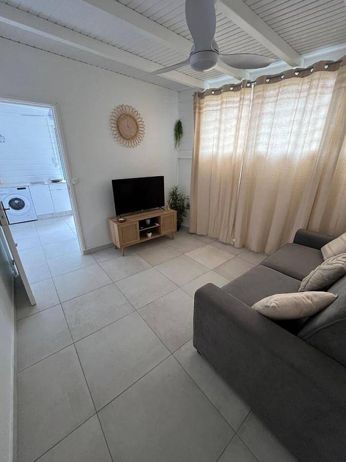 Gîte pour 4 personnes, avec vue et terrasse à Terre-de-Haut - 4