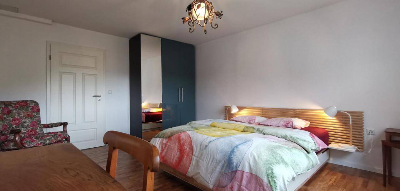 Ganze Wohnung, Großes Apartment Evergreen bis 8 Personen bei Waldshut in Waldshut-Tiengen, Südschwarzwald