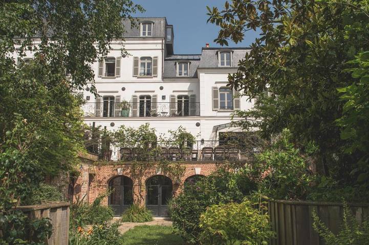 Maison d’hôte pour 2 personnes, avec Balcon et Terrasse ainsi que Jardin et Vue dans Office de Tourisme d'Etretat