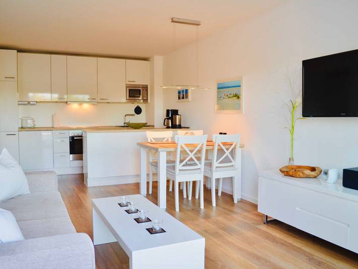 Ferienwohnung mit Meerblick für 2 Personen, mit Balkon in Dierhagen