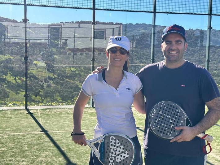 Chalet para 6 personas, con vistas y terraza además de piscina y jardín, Se admiten mascotas en Provincia de Badajoz - 3