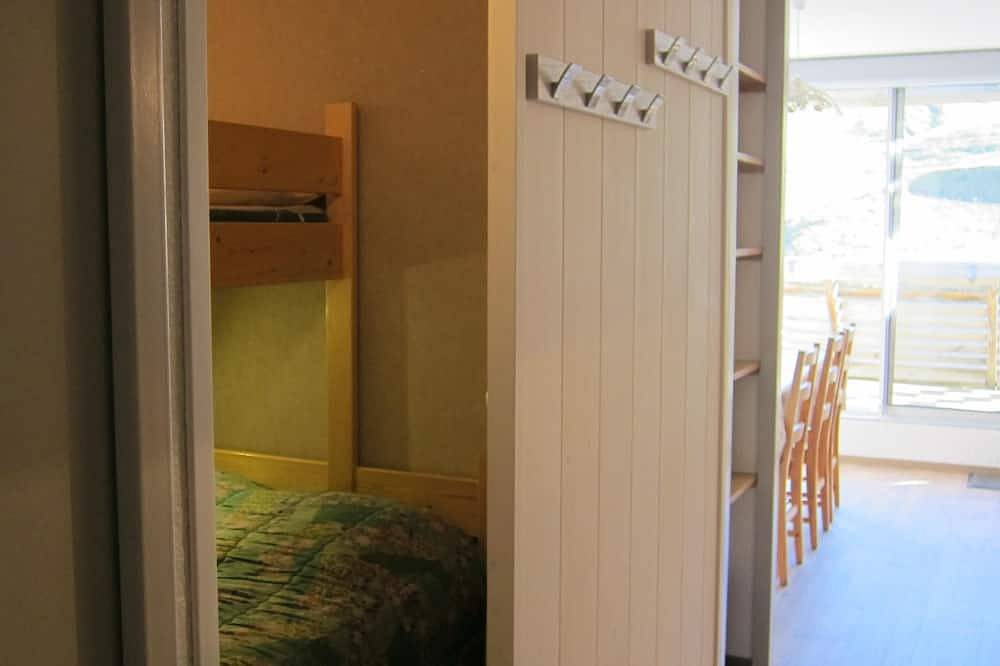 Appartement entier, Piau Appt 6 pers., balcon/terrasse sud, face et pied des pistes et du télésiège. in Piau-Engaly, Aragnouet
