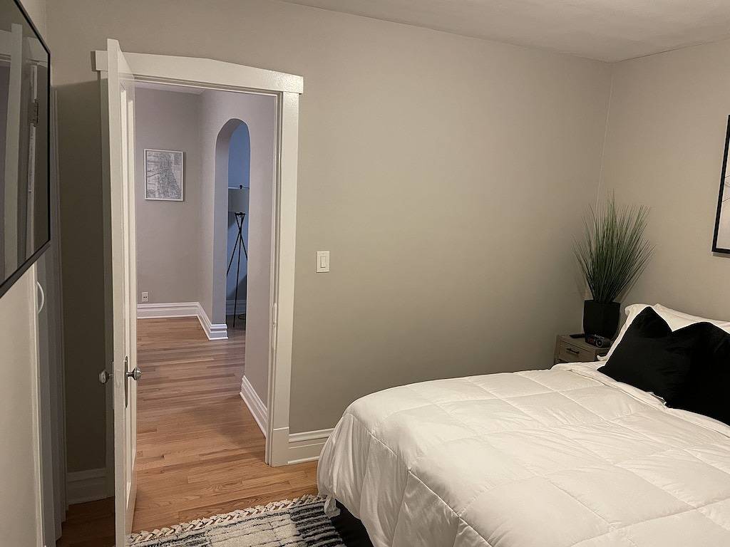 Spacious 3Br Duplex for Groups-Near Airport & Downtown-Cozy & Quiet in Chicago, Cook County