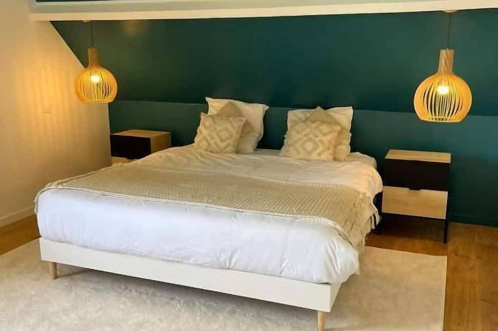 Maison de Campagne pour 12 personnes, avec Jacuzzi, Salle de Cinéma et Sauna in Cempuis, Oise