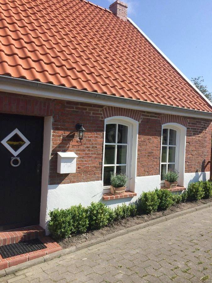 Ferienhaus für 4 Personen, mit Terrasse und Garten