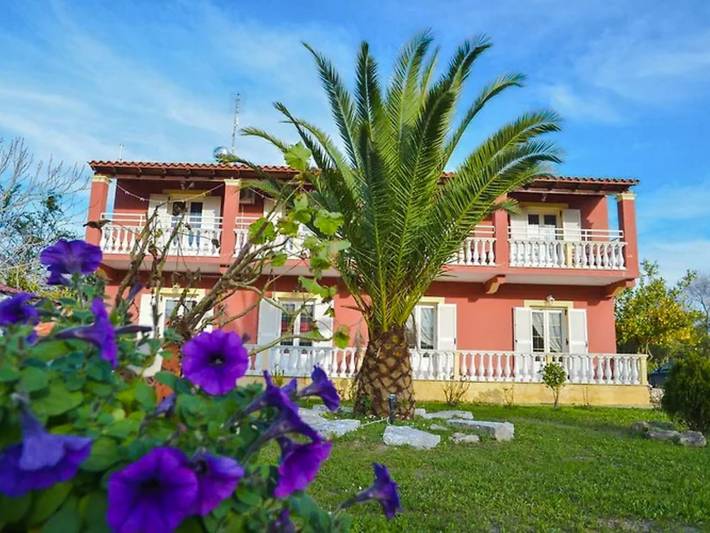 Holiday rental for 5 people, with garden in Sidari
