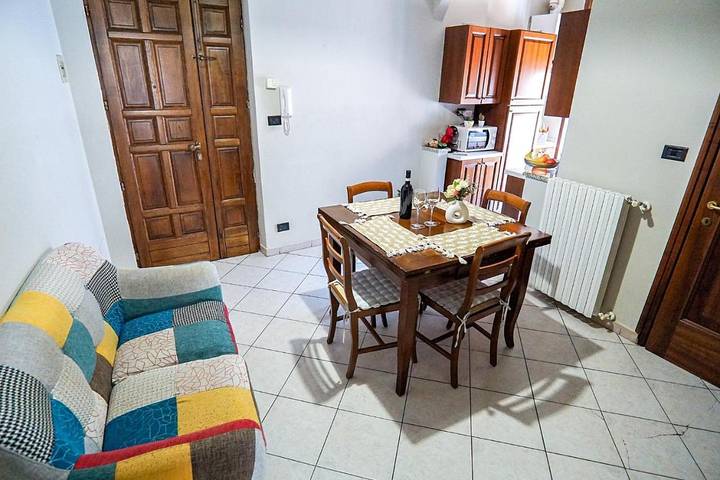 Gîte pour 4 personnes, avec vue et terrasse, animaux acceptés dans Asti - 4