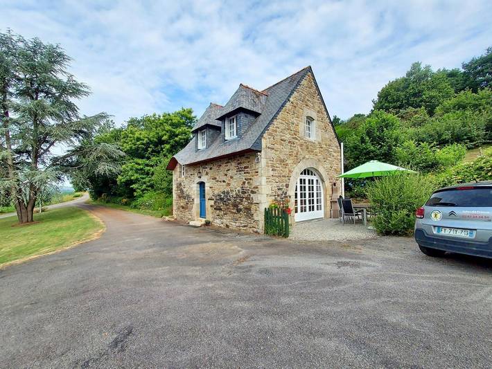 Gîte pour 5 personnes, avec Terrasse ainsi que Jardin et Piscine à Baud (mesure) - 3