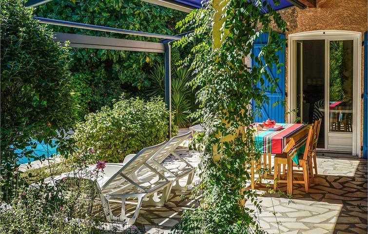 Gemütliche Berliner Wohnung | Parkplatz, TV, Garten, Pool & Internet in Berlou, Béziers und Umgebung