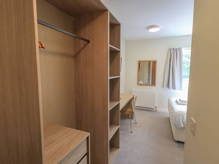 Log cabin for 2 people in Penrith