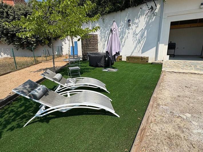 Location de vacances pour 4 personnes, avec vue et jardin à Tavaco