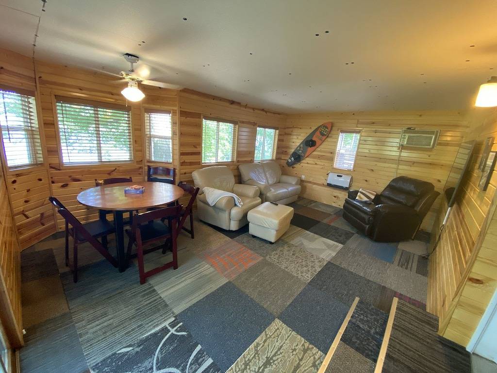 Cabin on Pearl Lake minutes from Dl in Becker County